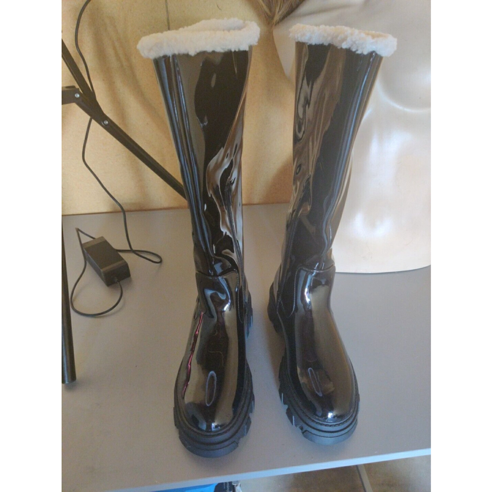 public desire boots Size 6 Dolls Kill - Picture 1 of 4